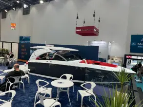 Thumbnail von Four Winns H9