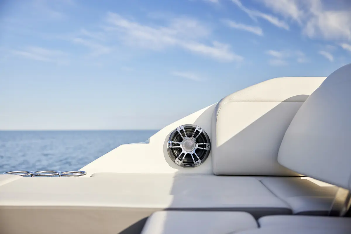 Thumbnail von Sea Ray SDX 250