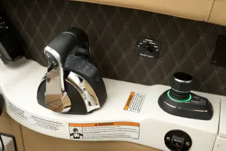 Thumbnail von Sea Ray SLX 350