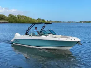 Thumbnail von Boston Whaler 240 Vantage