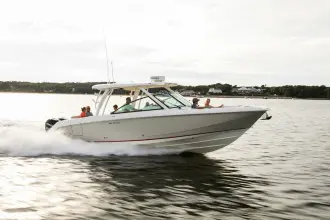 Thumbnail von Boston Whaler 320 Vantage