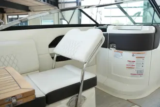 Thumbnail von Sea Ray SLX 250