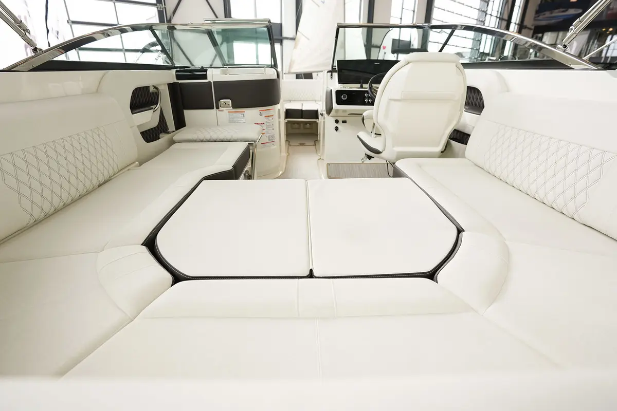 Thumbnail von Sea Ray SLX 250