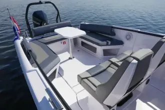 Thumbnail von Axopar 25 Cross Bow