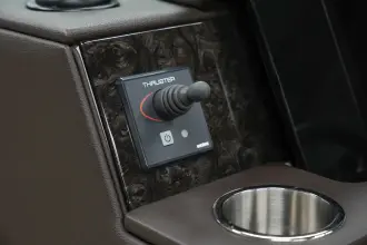 Thumbnail von Sea Ray SDX 270