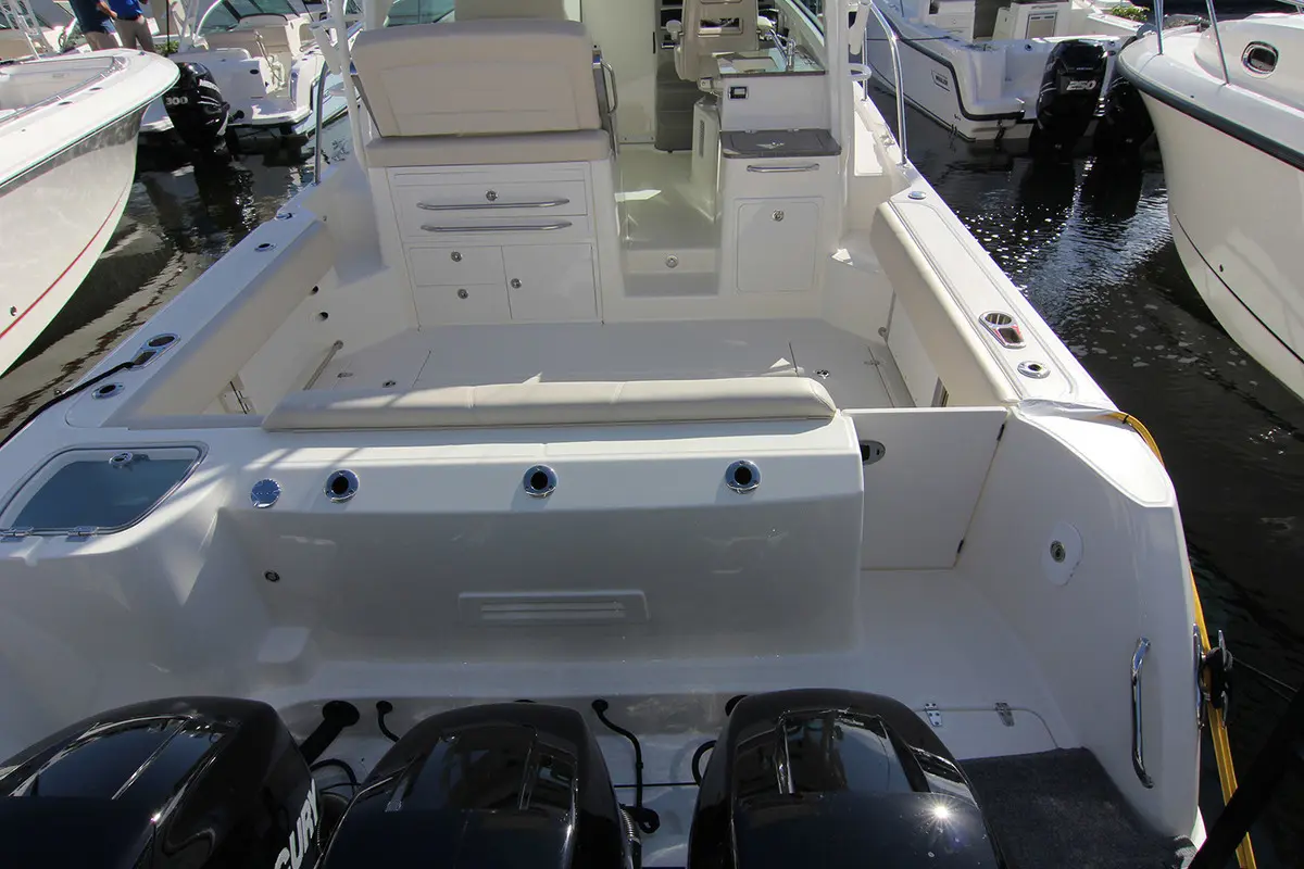 Thumbnail von Boston Whaler 345 Conquest