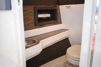 Thumbnail von Sea Ray SLX 280