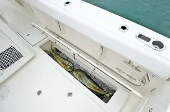 Thumbnail von Boston Whaler 380 Outrage