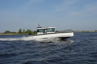 Thumbnail von Axopar 28 Cabin