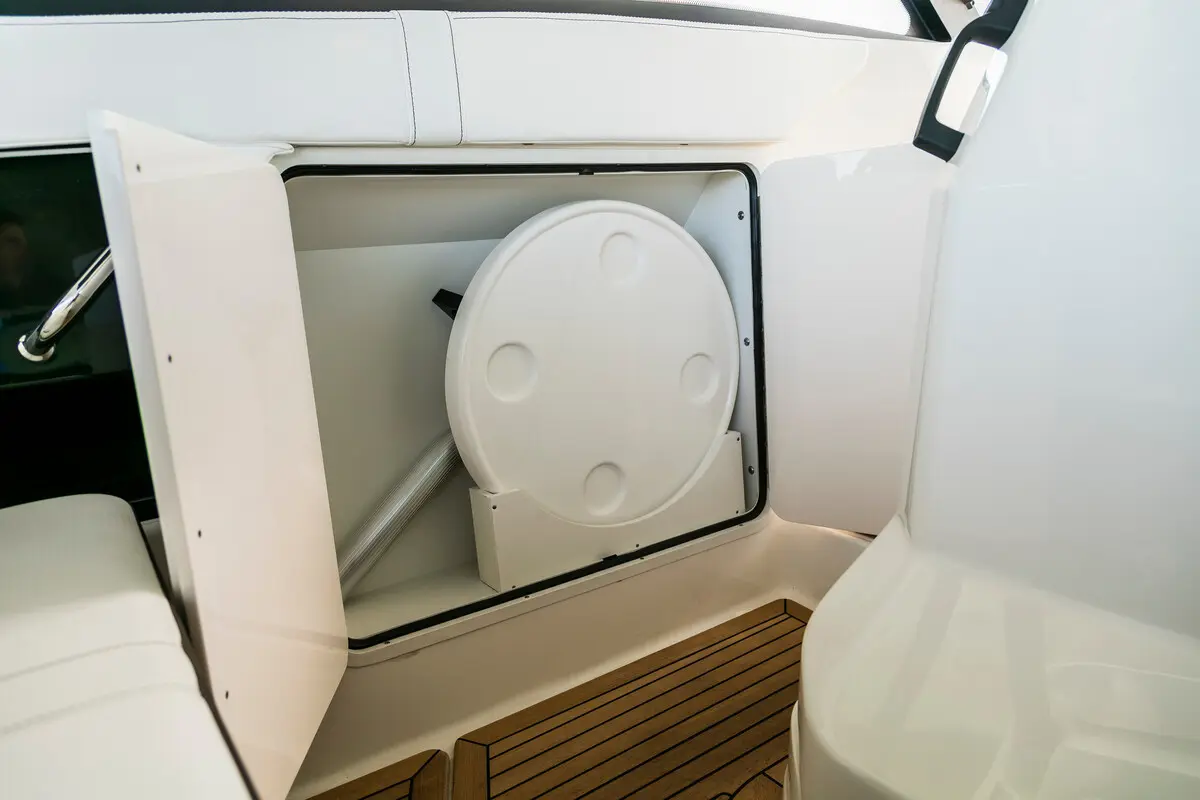 Thumbnail von Sea Ray Sundancer 320