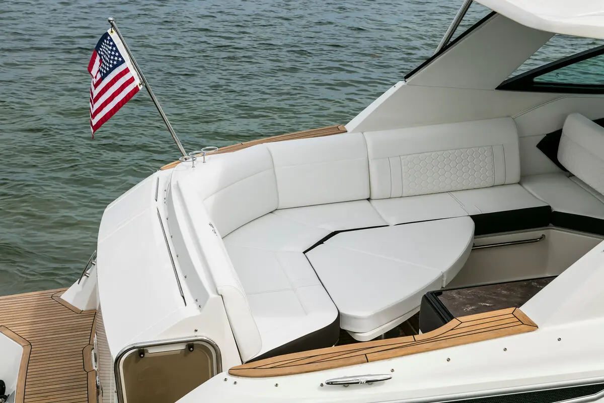 Thumbnail von Sea Ray Sundancer 320