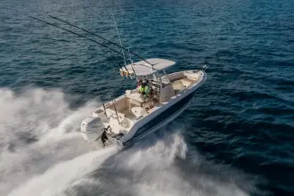 Thumbnail von Boston Whaler 230 Outrage
