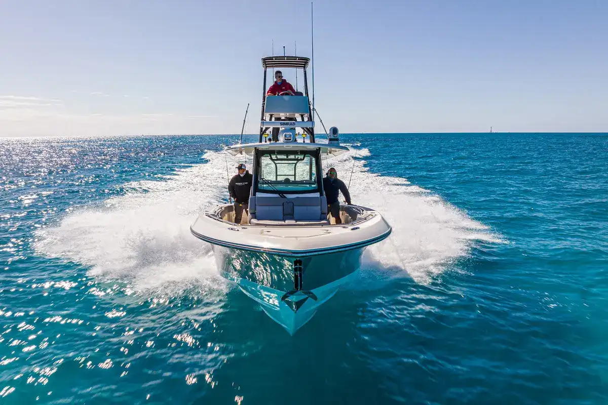Thumbnail von Boston Whaler 360 Outrage