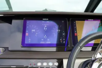 Thumbnail von Sea Ray Sundancer 320