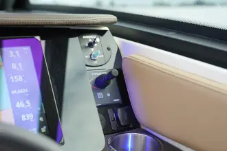 Thumbnail von Sea Ray Sundancer 320