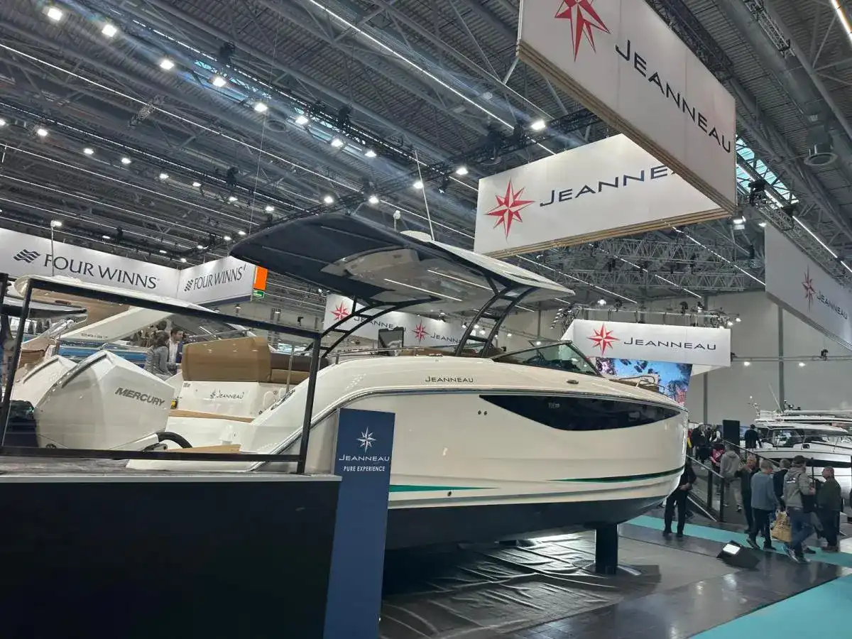 Thumbnail von Jeanneau TH33 Twin-Hull