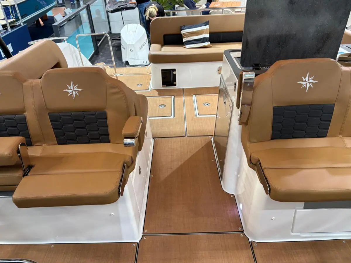 Thumbnail von Jeanneau TH33 Twin-Hull