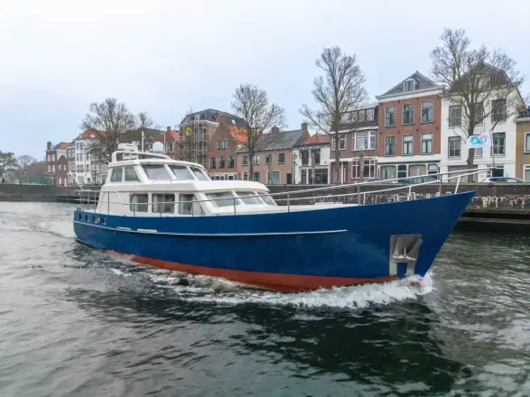 Pieter Beeldsnijder Spiegelkotter 15.00 VS