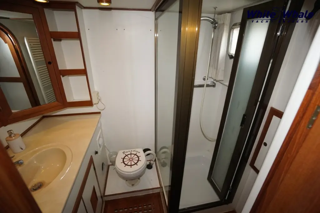 Thumbnail von Marine Yachts Trawler 42 DC