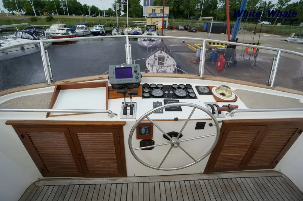 Thumbnail von Marine Yachts Trawler 42 DC