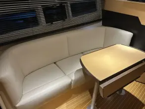 Thumbnail von Galeon 325