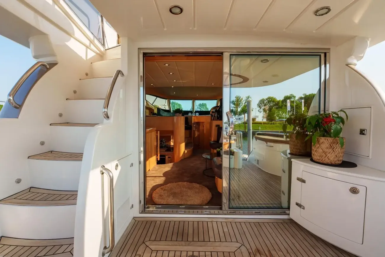 Thumbnail von Elegance 54