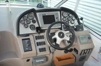 Thumbnail von Cruisers Yachts 330 Express