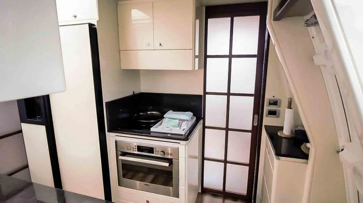 Thumbnail von Ferretti Yachts 731