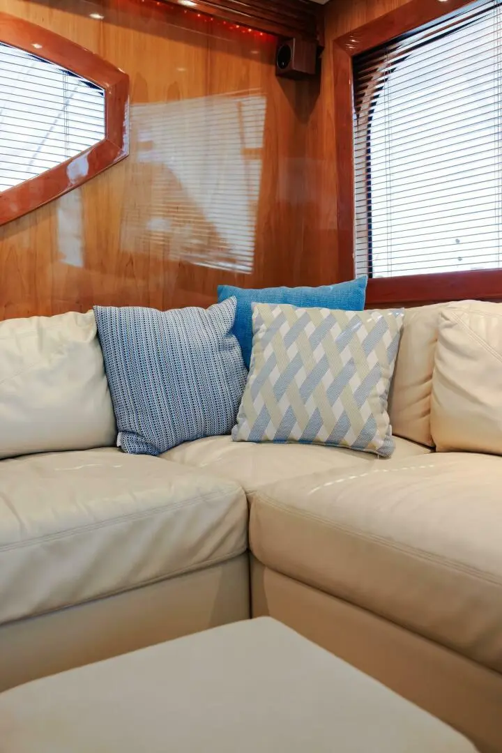 Thumbnail von Hatteras 50 Convertible