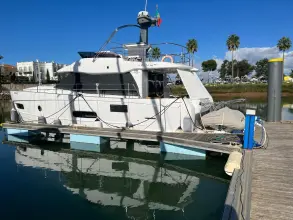 Thumbnail von Azimut Magellano 43