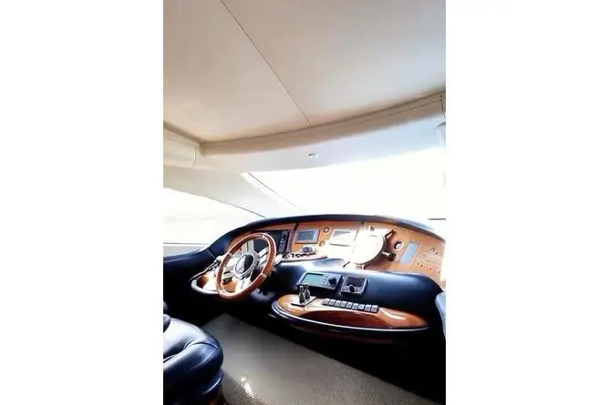 Thumbnail von Azimut 62