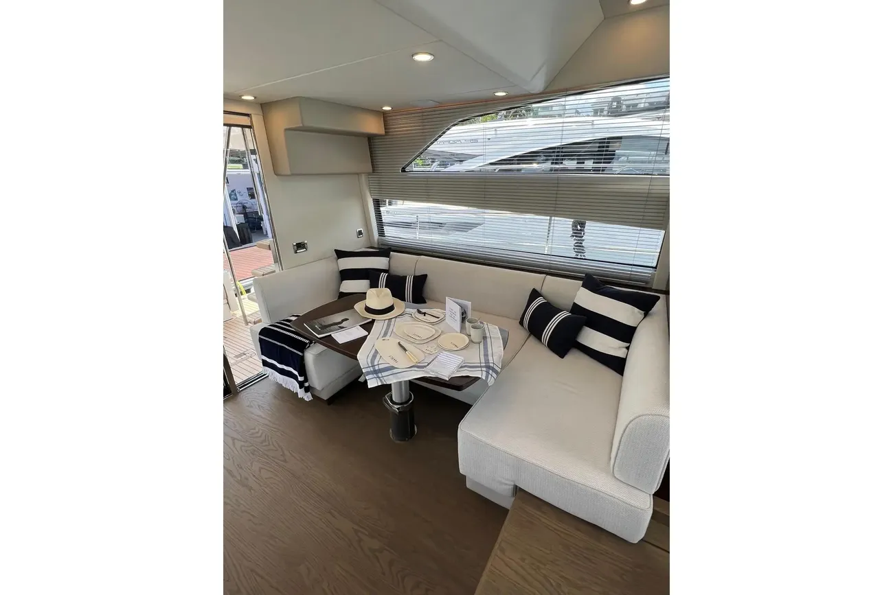 Thumbnail von Fairline Squadron 50