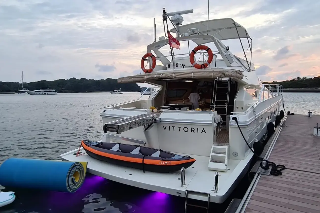 Thumbnail von Ferretti Yachts 60