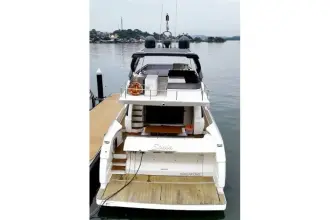 Thumbnail von Ferretti Yachts 700