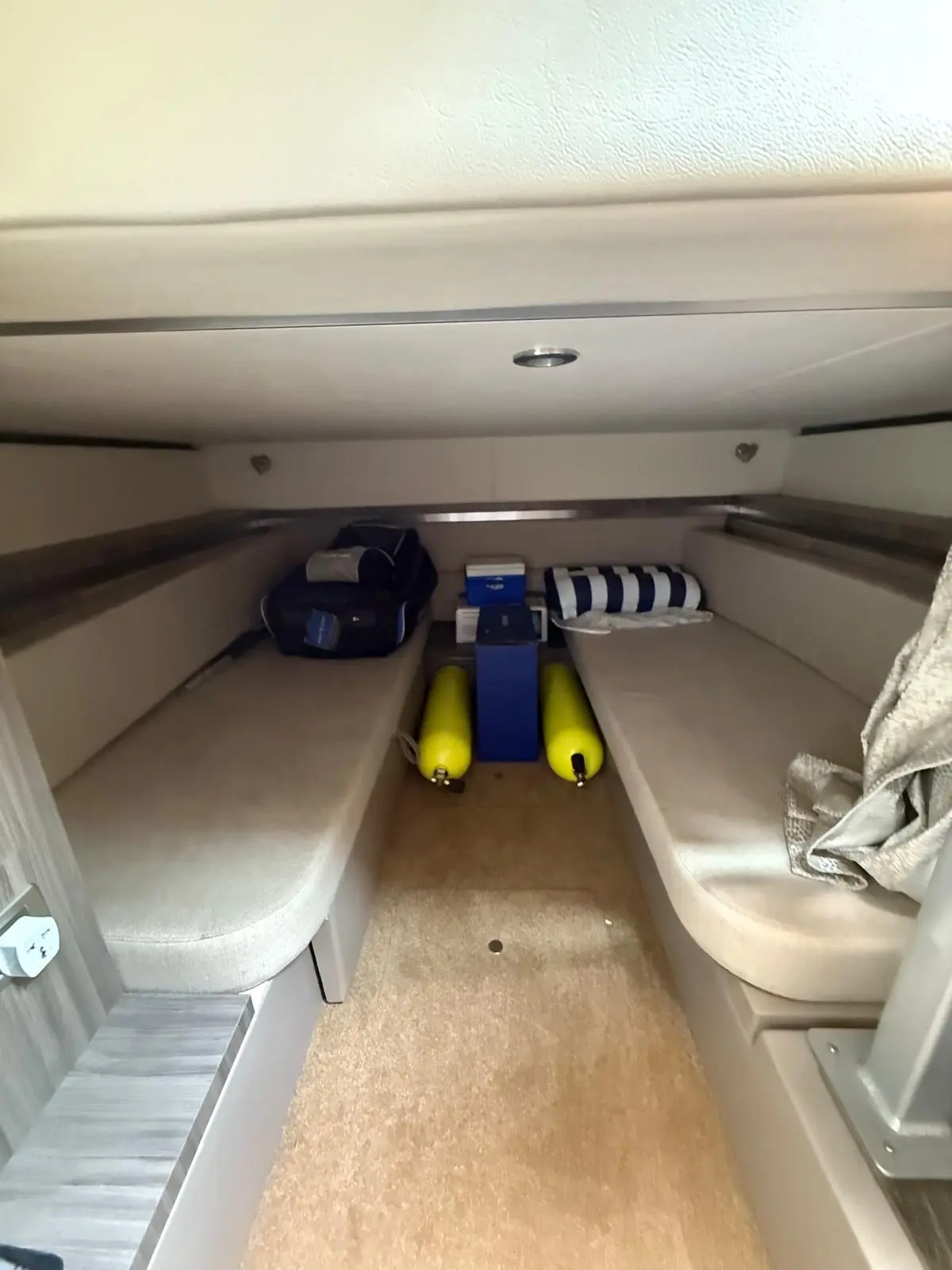 Thumbnail von Sea Ray Sundancer 320