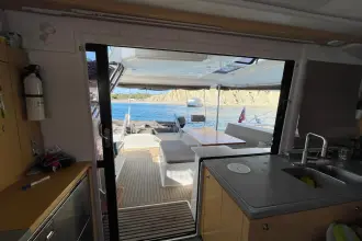 Thumbnail von Fountaine Pajot Helia 44 Miles Away