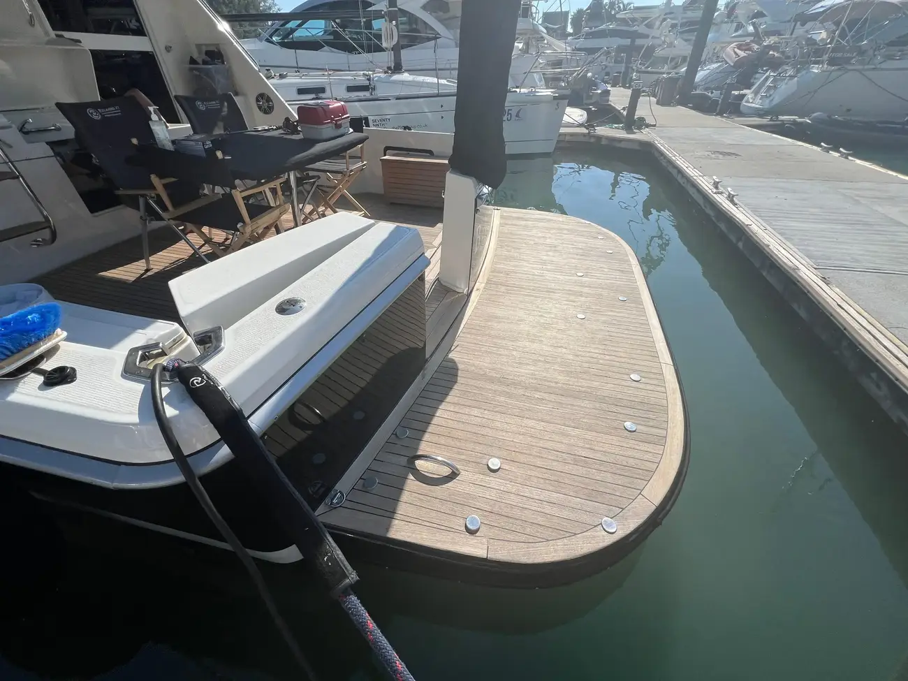 Thumbnail von Riviera 48