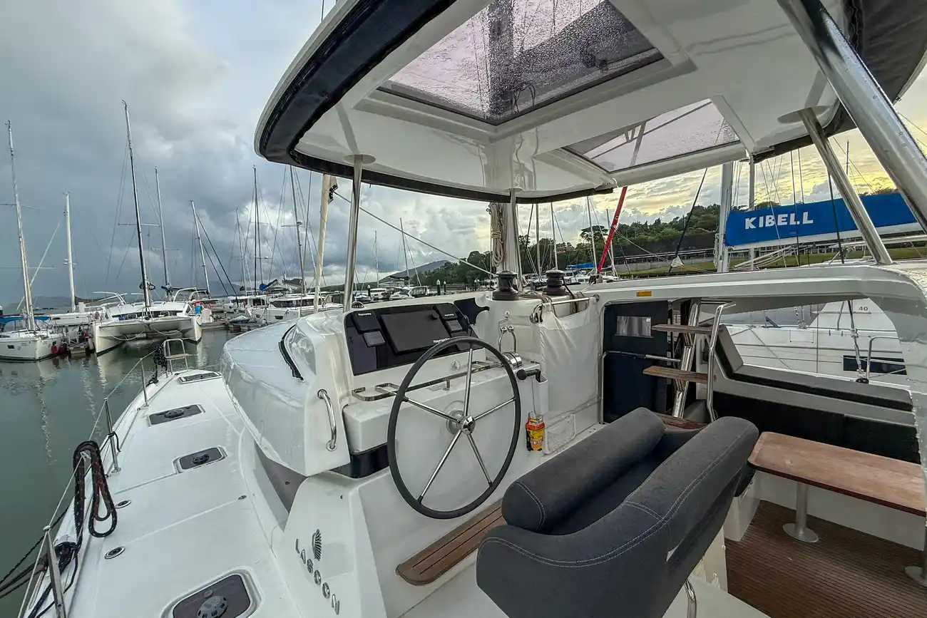 Thumbnail von Lagoon 42