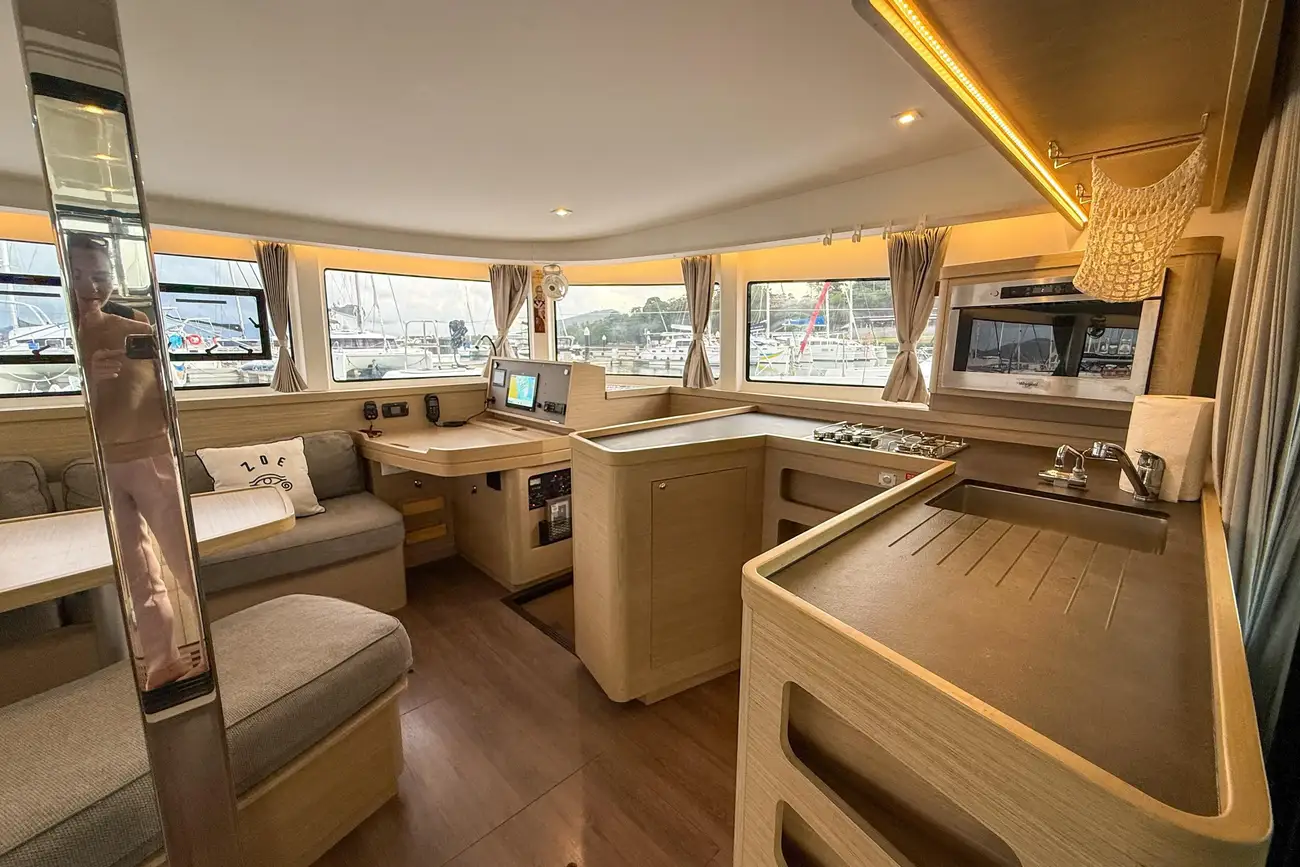 Thumbnail von Lagoon 42