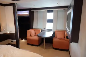 Thumbnail von Azimut 86s