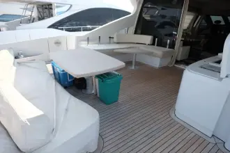 Thumbnail von Azimut 86s