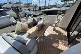 Thumbnail von Prestige 420