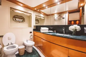 Thumbnail von Astondoa 102