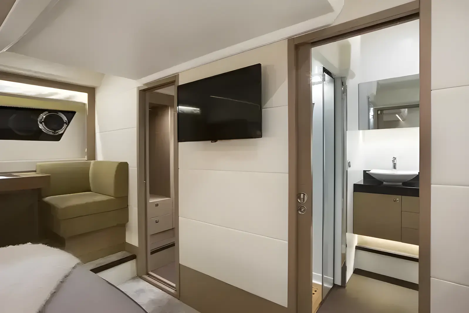 Thumbnail von Prestige 560