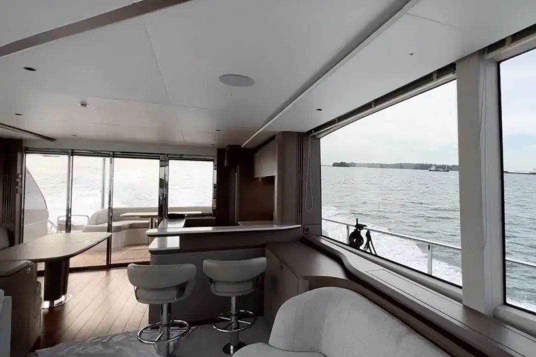 Thumbnail von Princess Y72