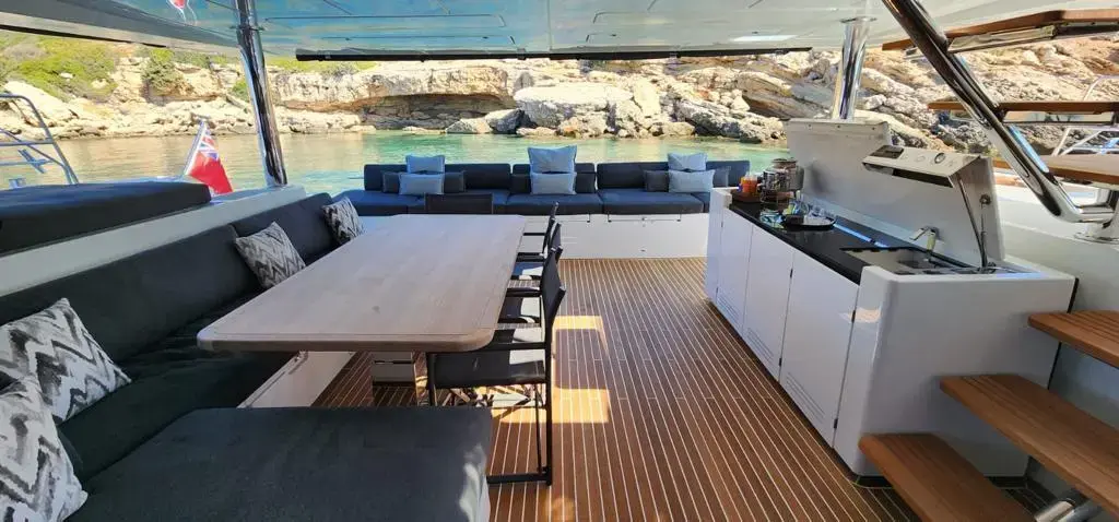 Thumbnail von Lagoon 620