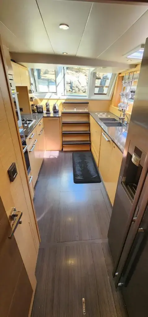 Thumbnail von Lagoon 620