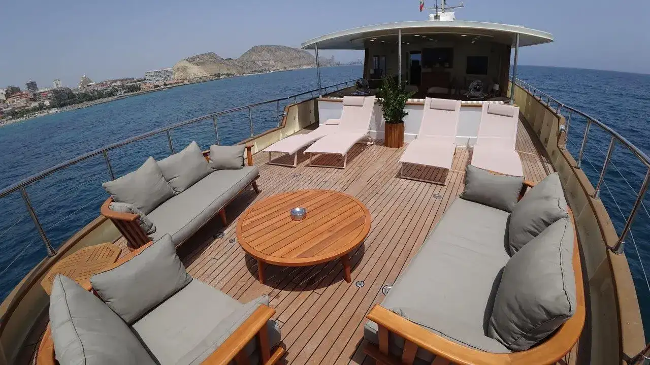 Thumbnail von Clelands 34m Classic Motor Yacht