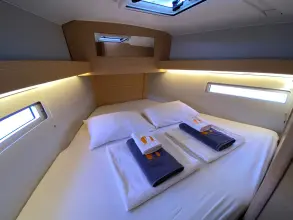 Thumbnail von Dufour 390 Paris