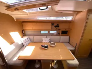 Thumbnail von Dufour 390 Paris